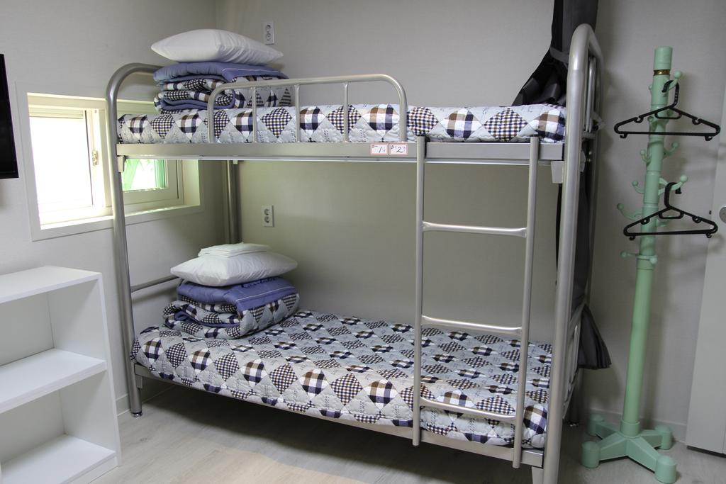 Embassy Guesthouse Itaewon Seoul Room photo