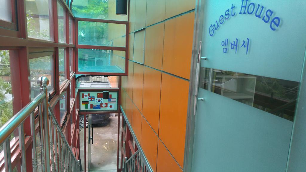 Embassy Guesthouse Itaewon Seoul Exterior photo