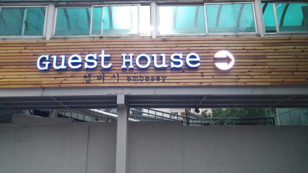 Embassy Guesthouse Itaewon Seoul Exterior photo