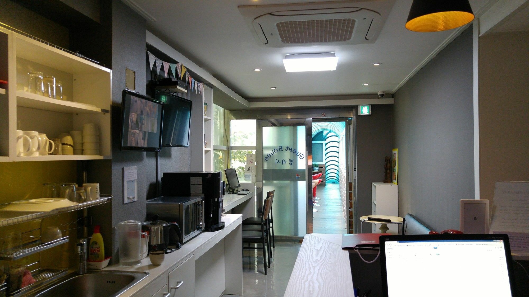 Embassy Guesthouse Itaewon Seoul Exterior photo